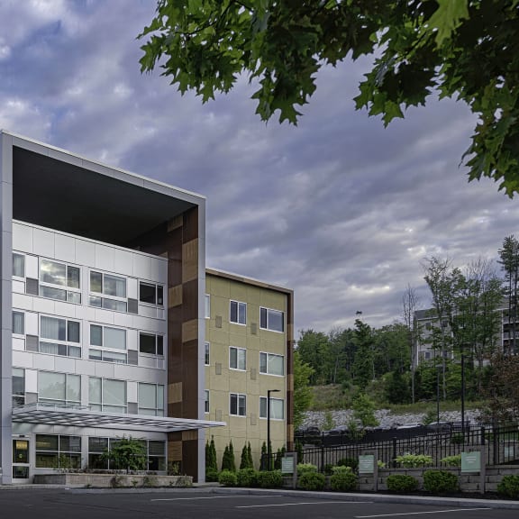 Hanover Place Residences Apartments in Lebanon, NH